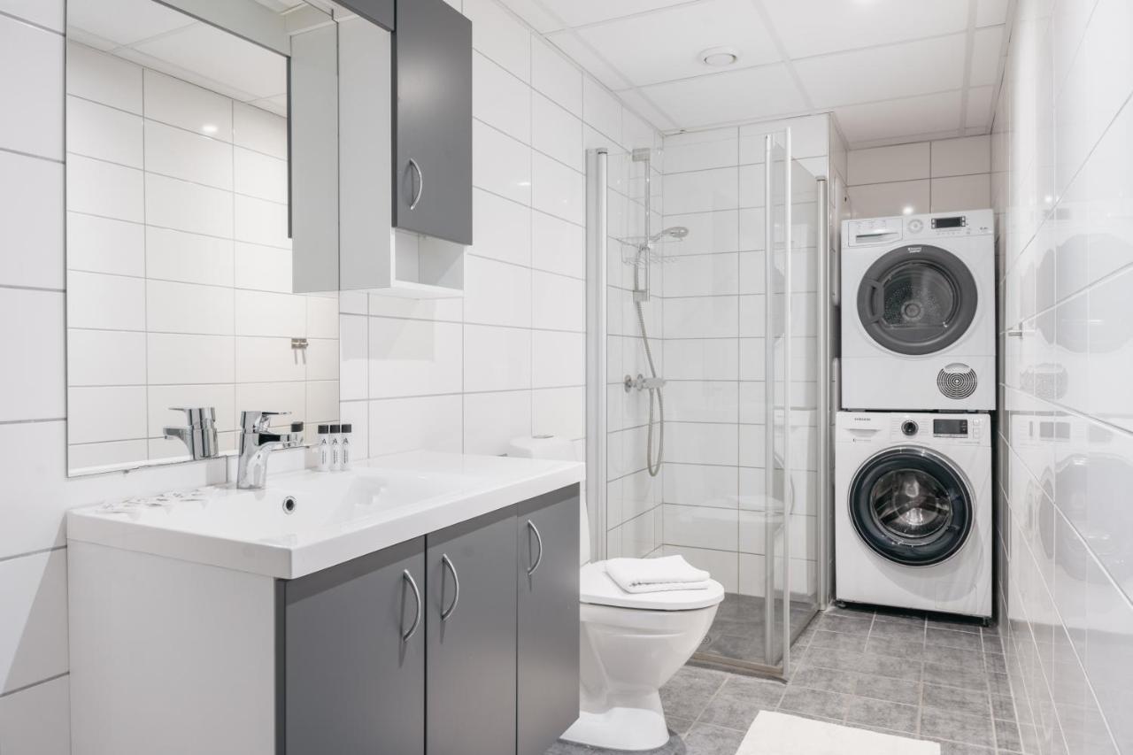 Stay L Urban - Spacious Apartment With Private Terrace Bergen Eksteriør bilde