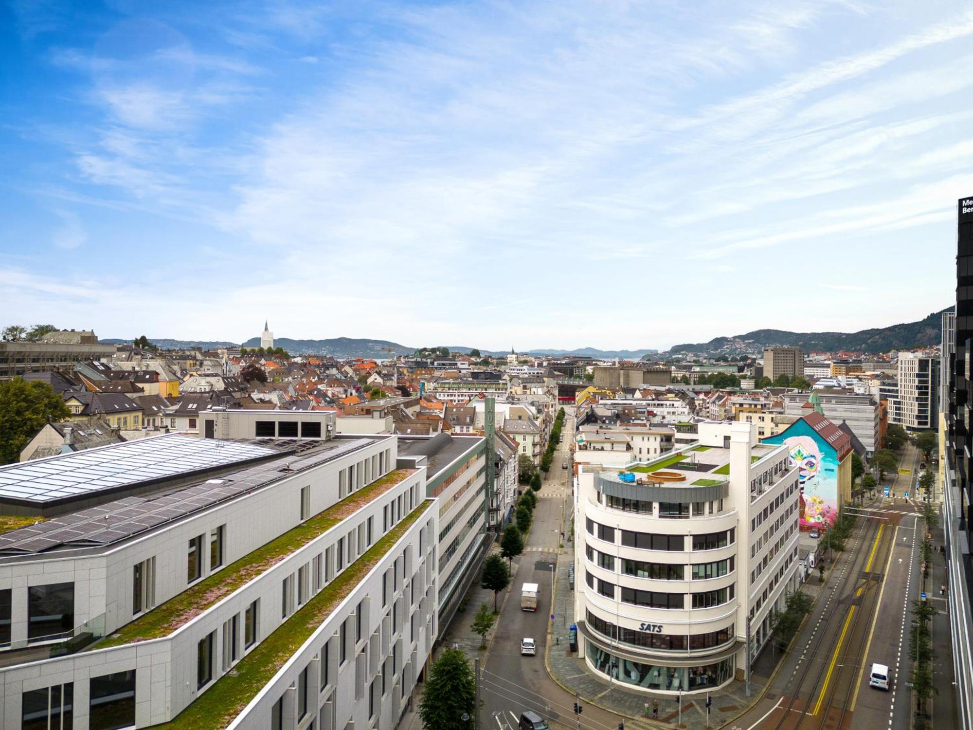 Stay L Urban - Spacious Apartment With Private Terrace Bergen Eksteriør bilde
