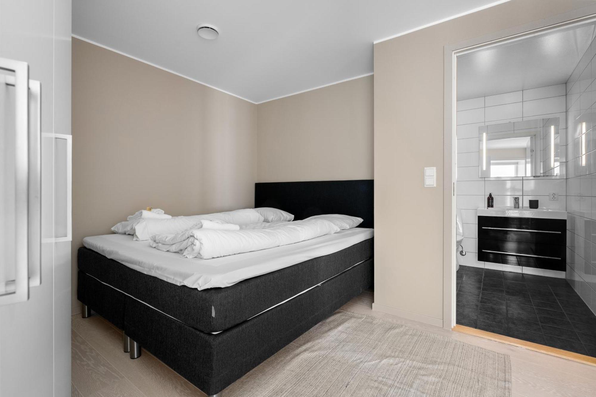 Stay L Urban - Spacious Apartment With Private Terrace Bergen Eksteriør bilde